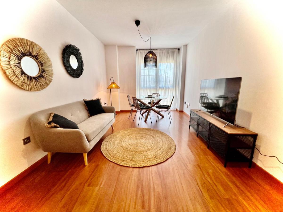 Homely Malaga Av Rosaleda Centro Historico ภายนอก รูปภาพ