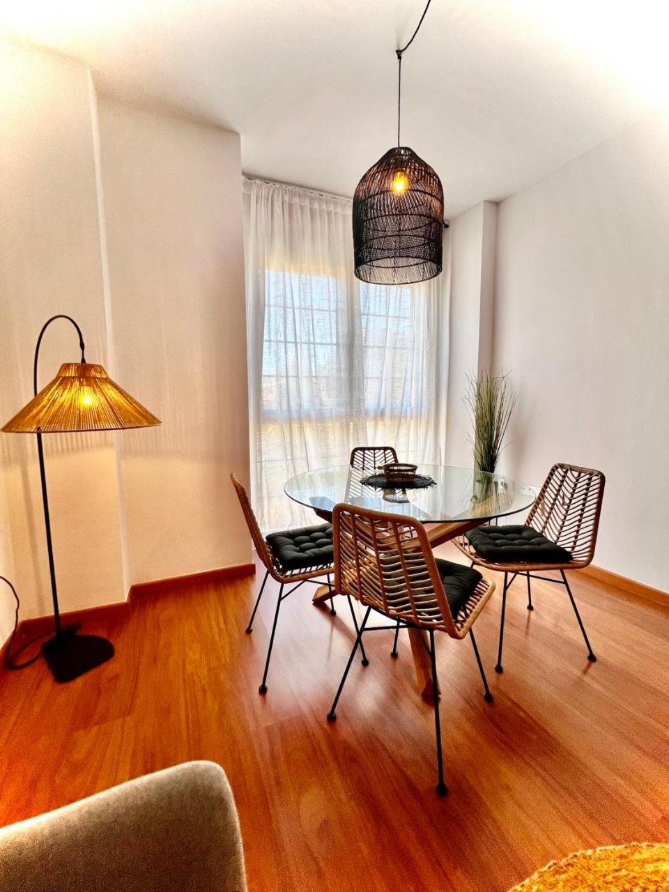 Homely Malaga Av Rosaleda Centro Historico ภายนอก รูปภาพ