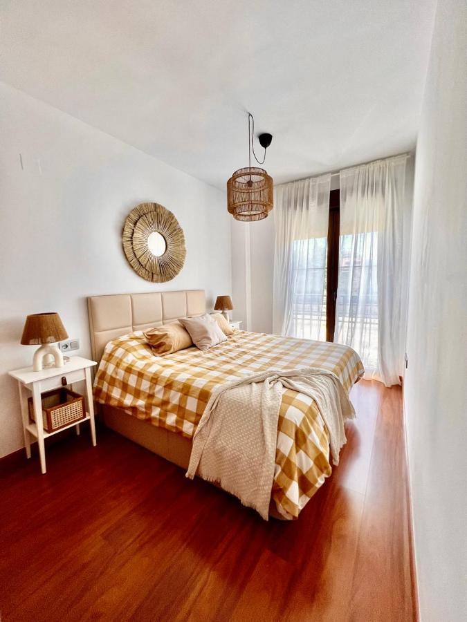 Homely Malaga Av Rosaleda Centro Historico ภายนอก รูปภาพ